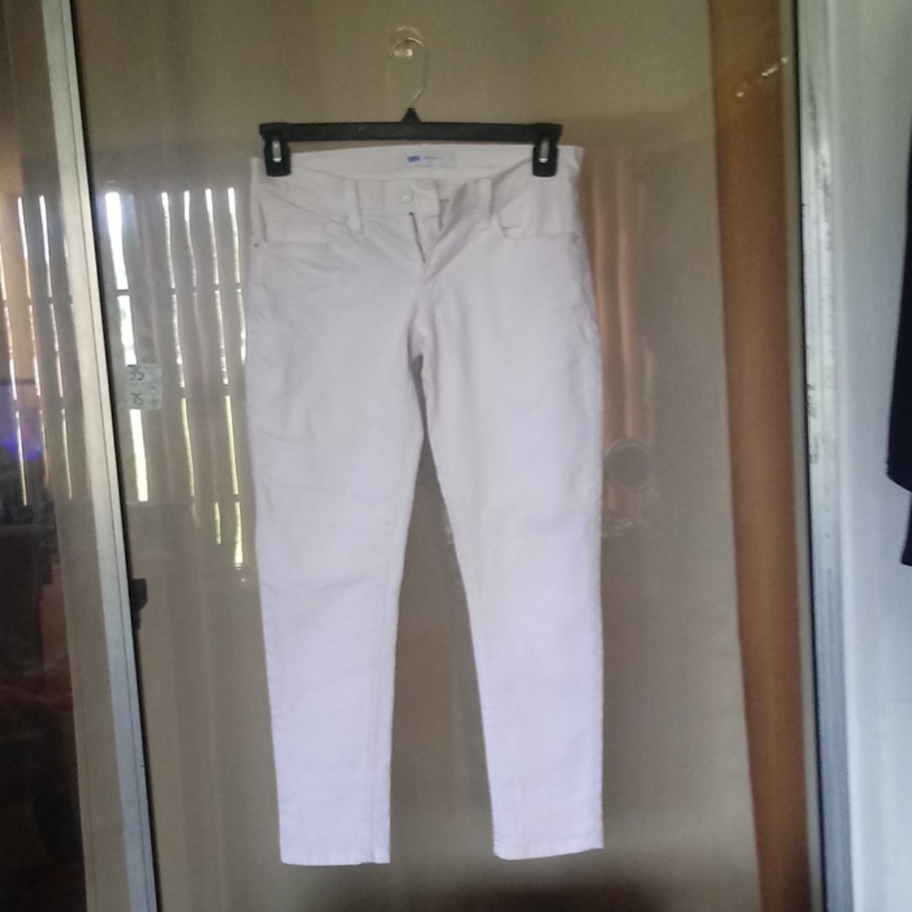 White ladies jeans size 3 waist 25 to 26 inseam